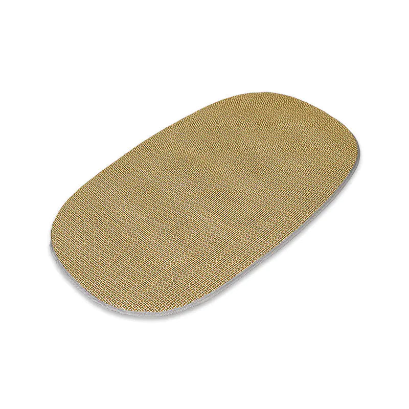 All-Season Comfy Pet Bed with Easy-Clean Cover